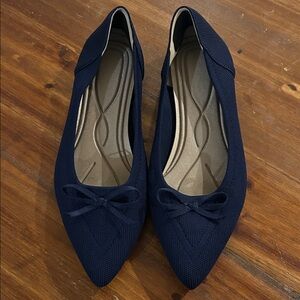Women’s Navy Pointed-Toe Knit Ballet Flats